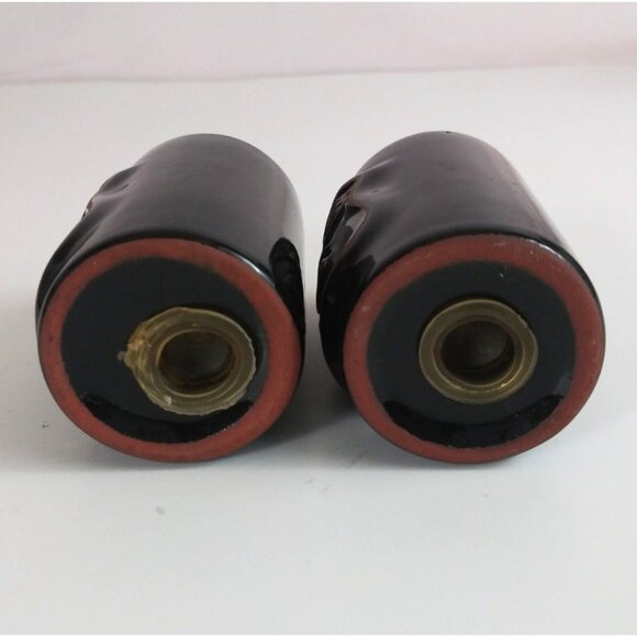 Vintage Route 66 Black Round Ceramic Salt & Pepper Shakers - Picture 6 of 6